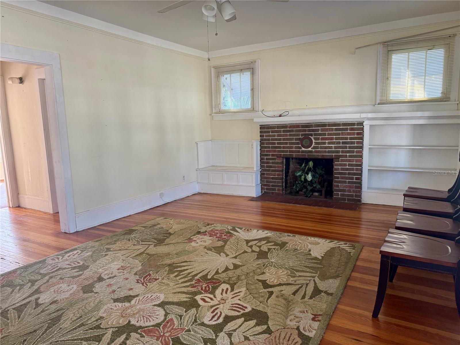 PARKSIDE - Commercial Sale
