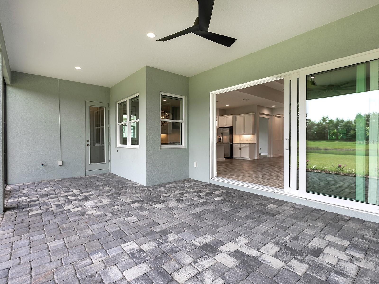 LAKEHOUSE COVE/WATERSIDE PH 1 - Residential