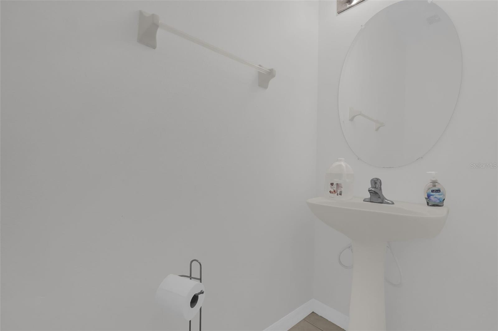 VICTORIA LNDGS - Residential
