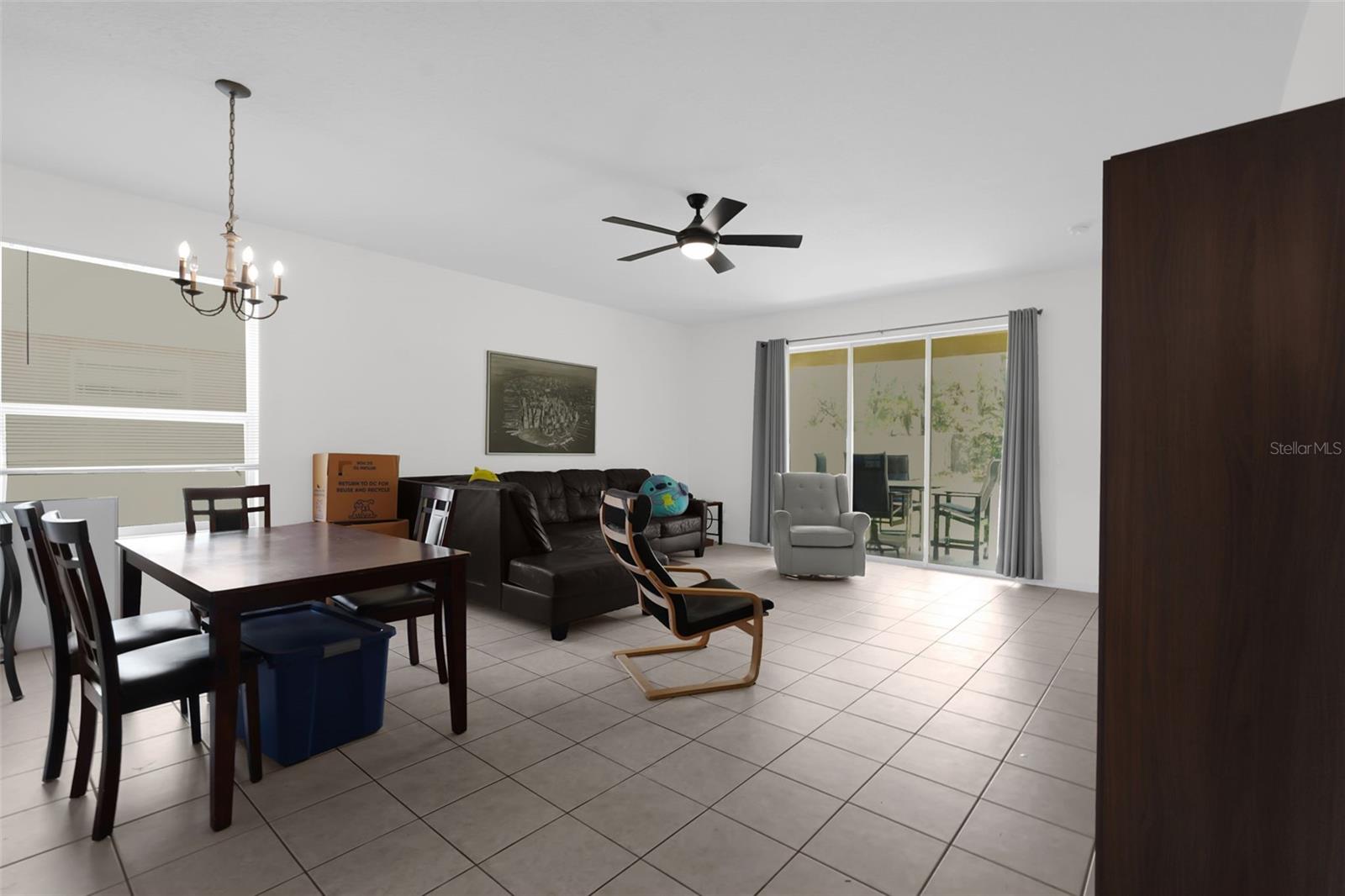 VICTORIA LNDGS - Residential