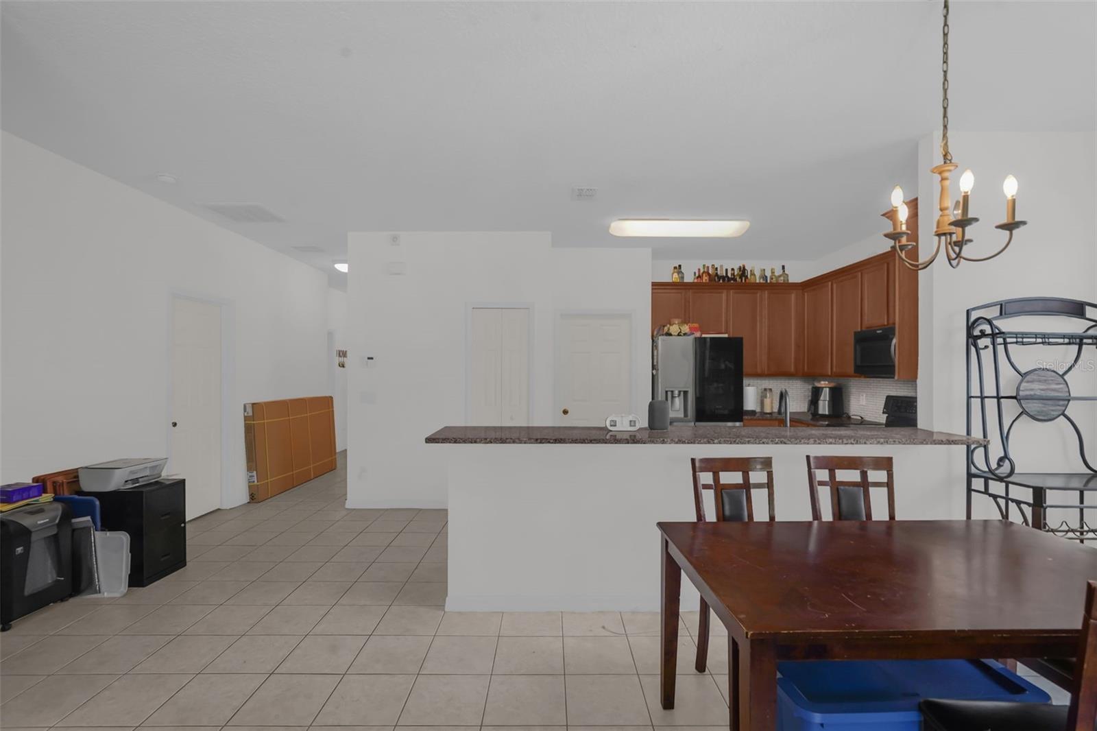VICTORIA LNDGS - Residential