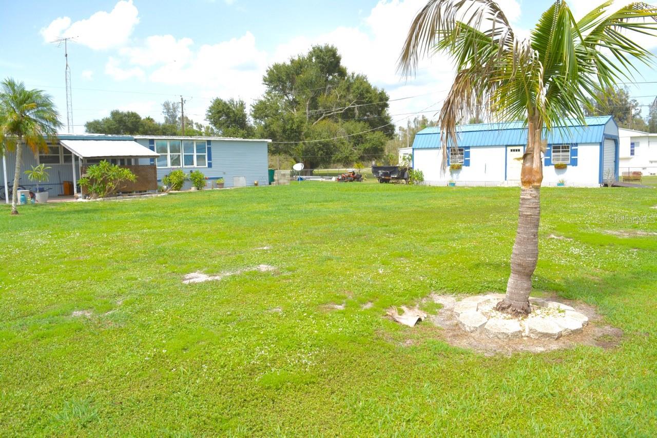 TAMIAMI MOBILE VILLAGE - Residential