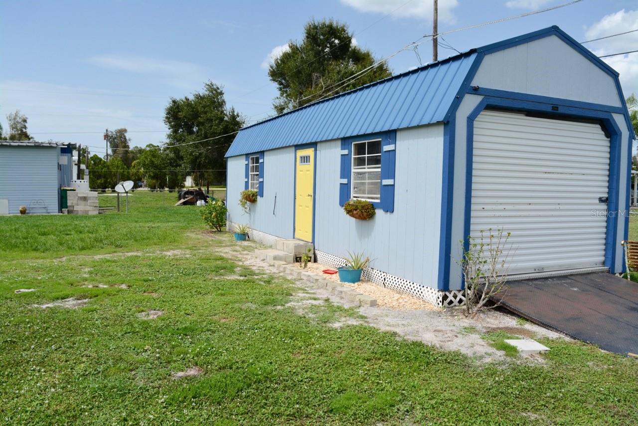 TAMIAMI MOBILE VILLAGE - Residential