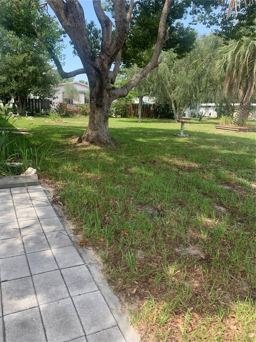BROOKRIDGE COMMUNITY UNIT 1 BLK 19 LOTS 5 & 6 - Residential