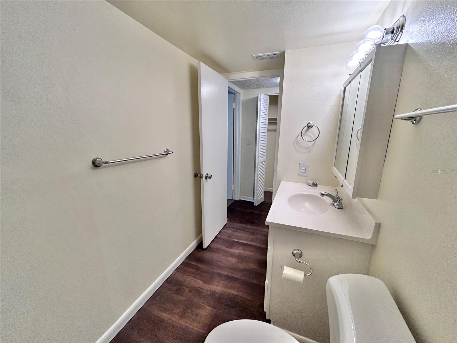 GOLDEN GATE CONDO - Residential
