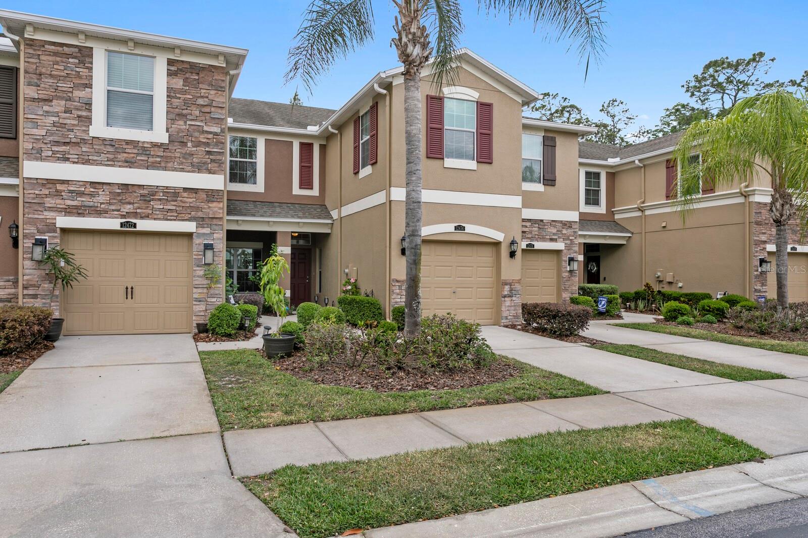 SOUTH HAMPTON - Residential