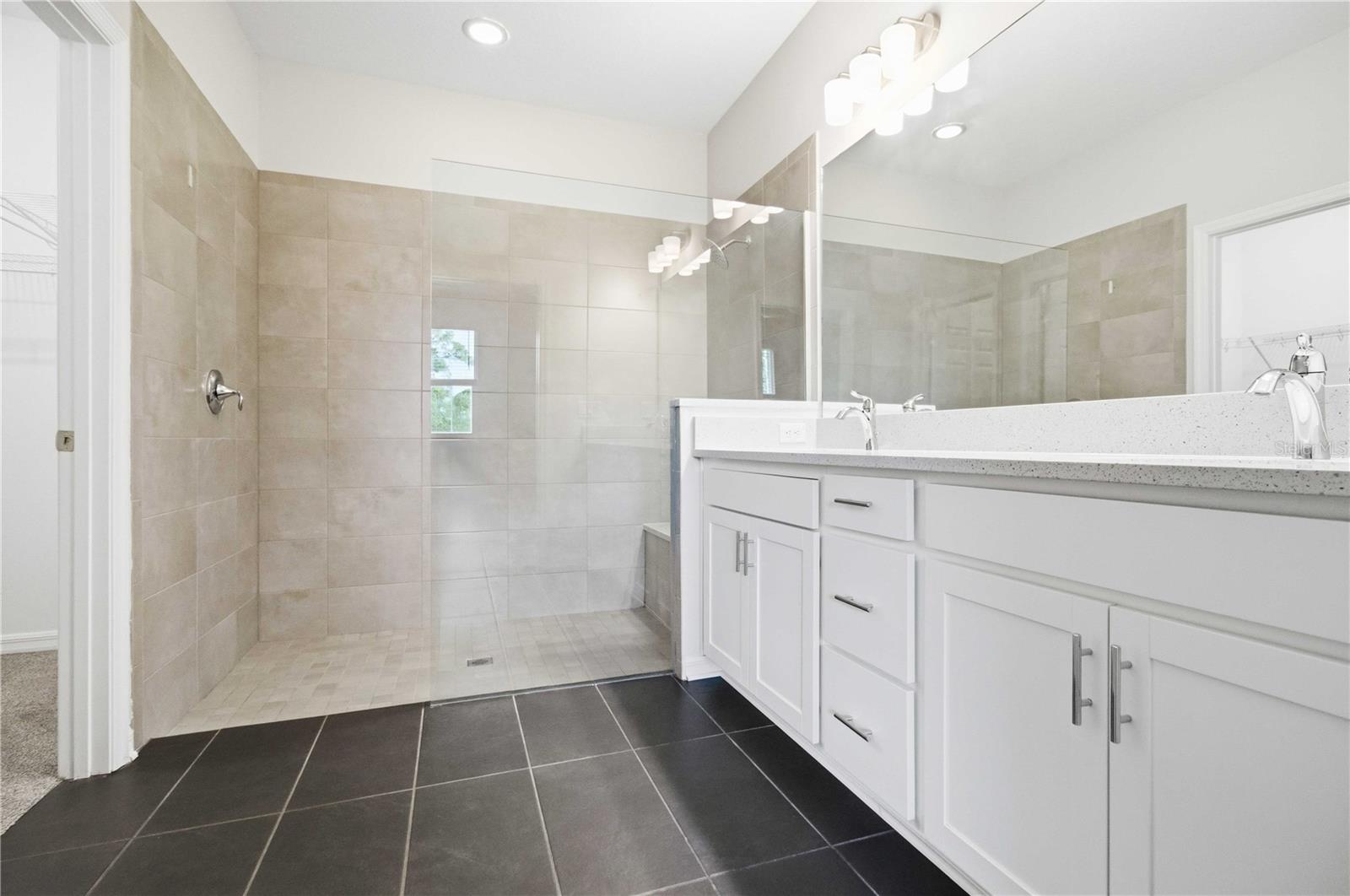 AMBERLY PH II - Residential Lease