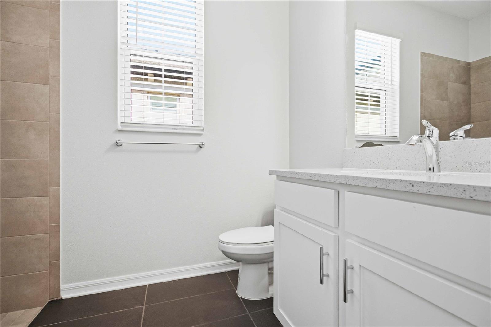 AMBERLY PH II - Residential Lease