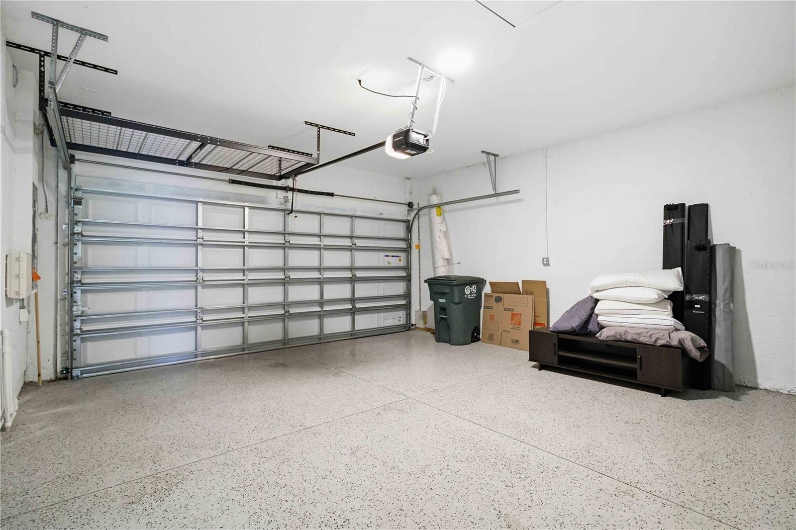 AMBERLY PH II - Residential Lease
