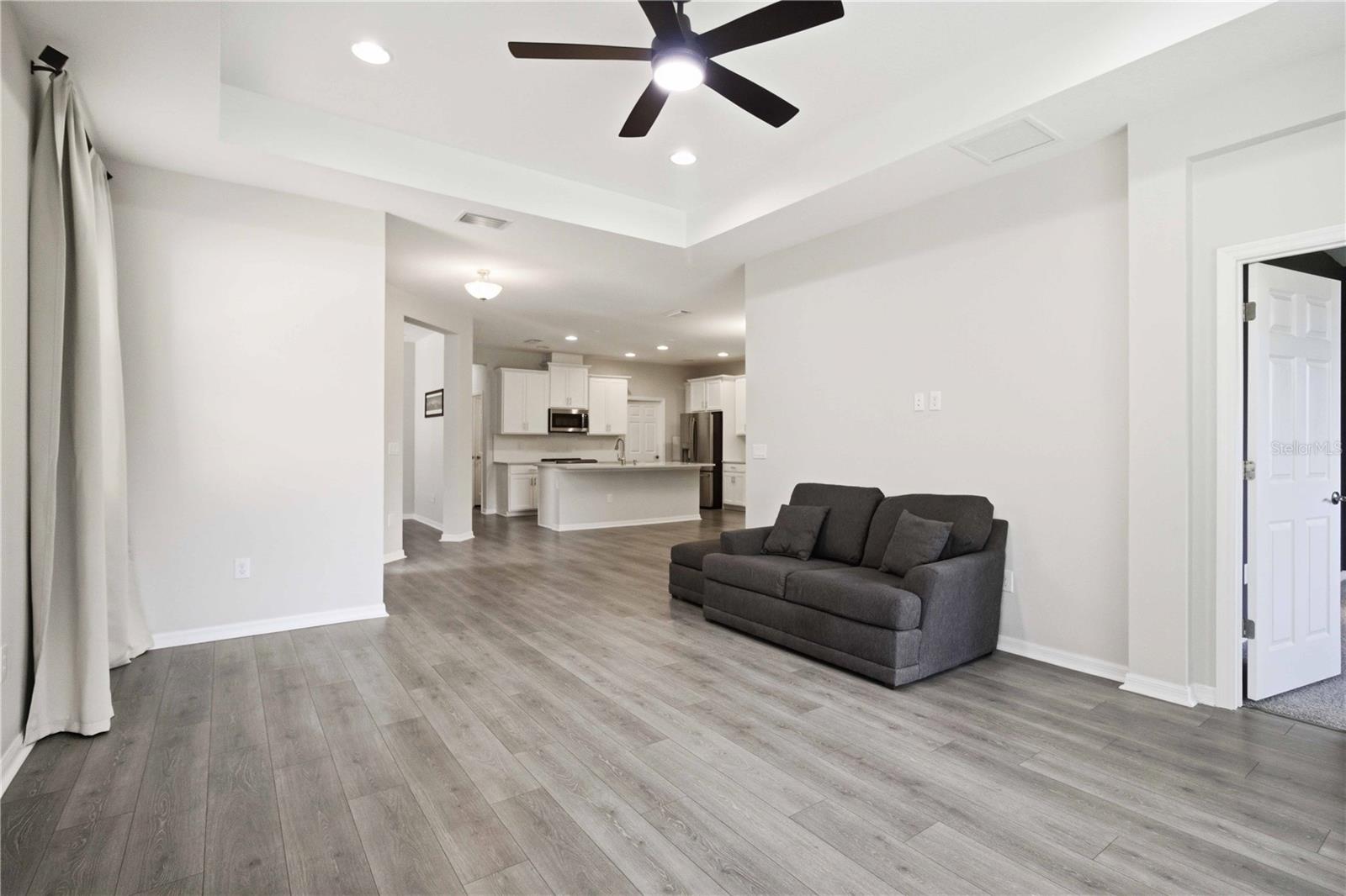 AMBERLY PH II - Residential Lease