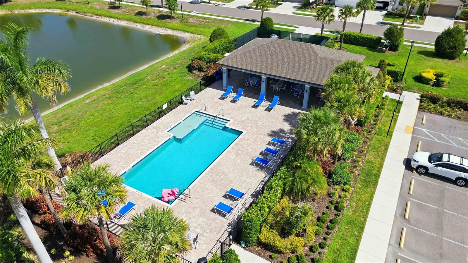 AMBERLY PH II - Residential Lease