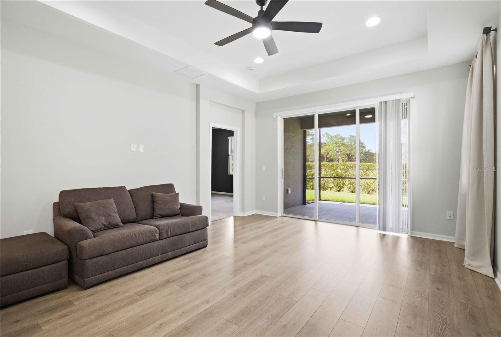 AMBERLY PH II - Residential Lease