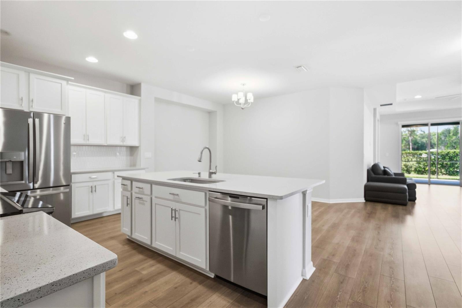 AMBERLY PH II - Residential Lease
