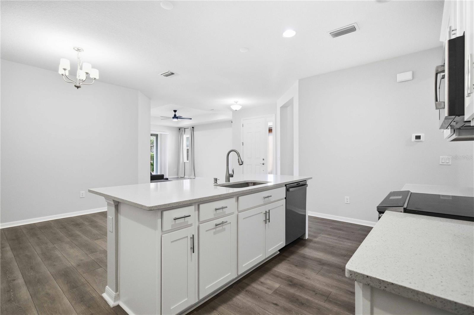 AMBERLY PH II - Residential Lease