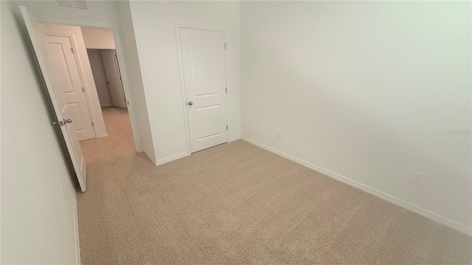 SALEM TOWNHOMES - Residential Lease
