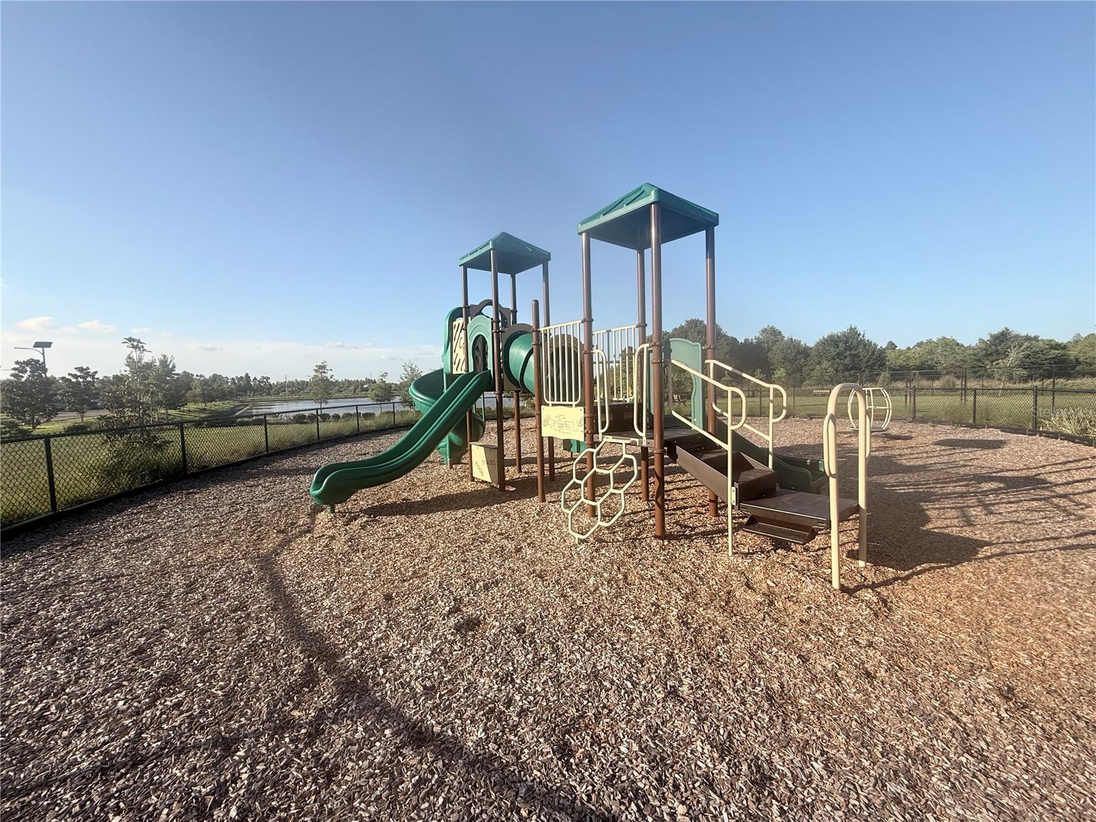 SALEM TOWNHOMES - Residential Lease