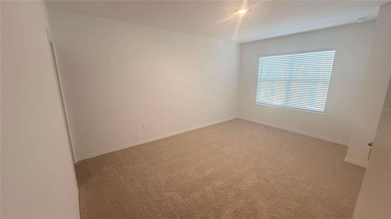 SALEM TOWNHOMES - Residential Lease