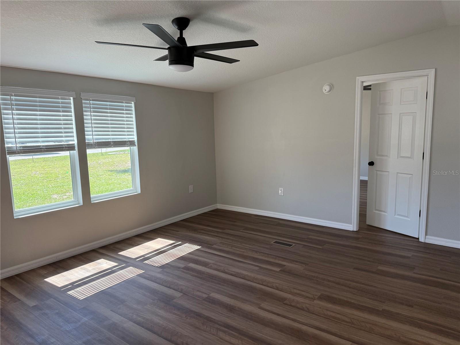 COUNTRY VIEW ESTATES - Residential