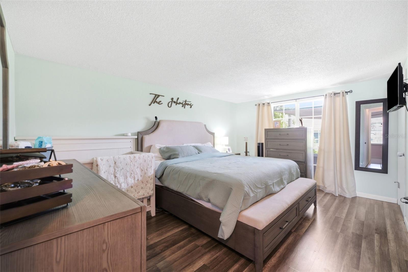 BEACON WOODS VILLAGE - Residential