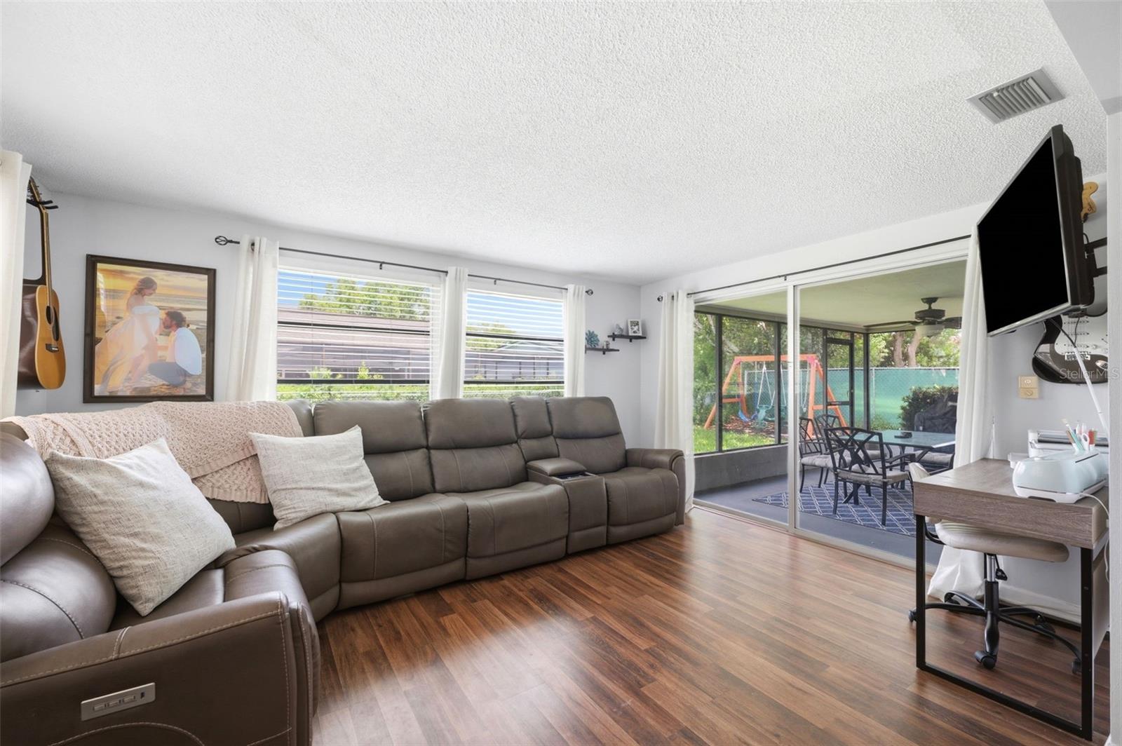 BEACON WOODS VILLAGE - Residential