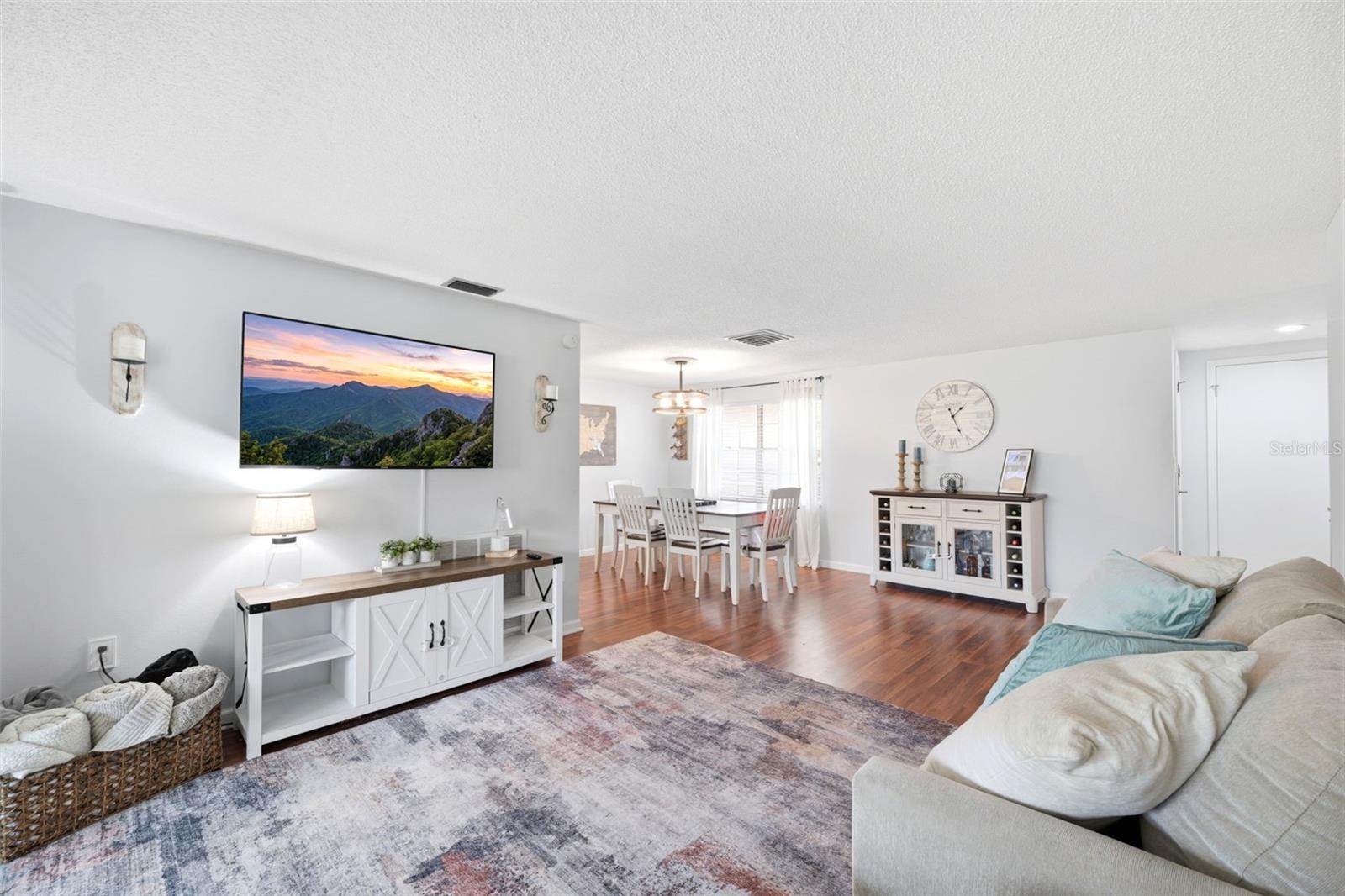 BEACON WOODS VILLAGE - Residential