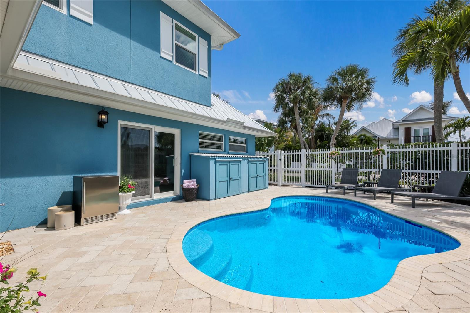 HOLMES GULF TO BAY DEV - Residential