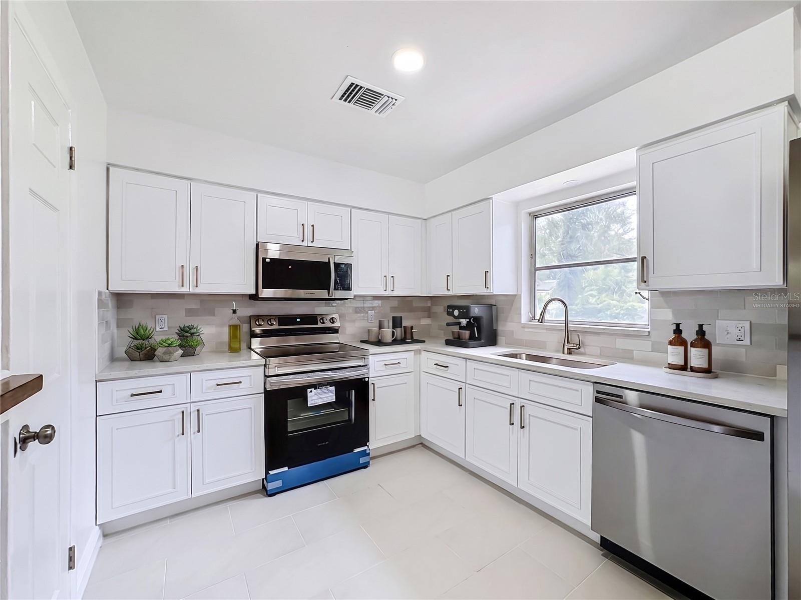 KINGSWAY GARDENS - Residential