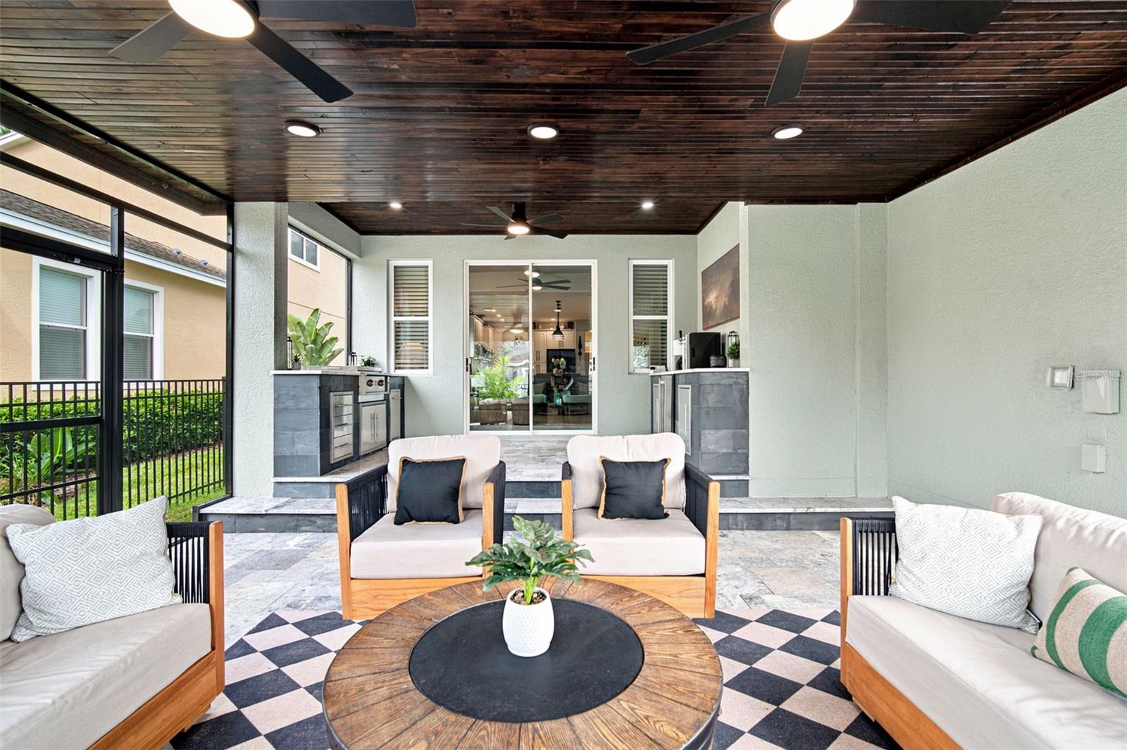 GRAND HAMPTON PH 5 - Residential