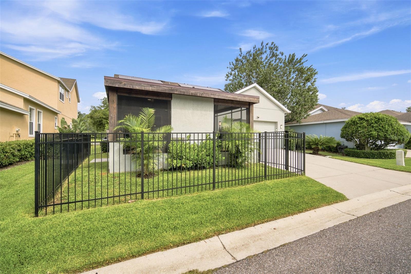 GRAND HAMPTON PH 5 - Residential