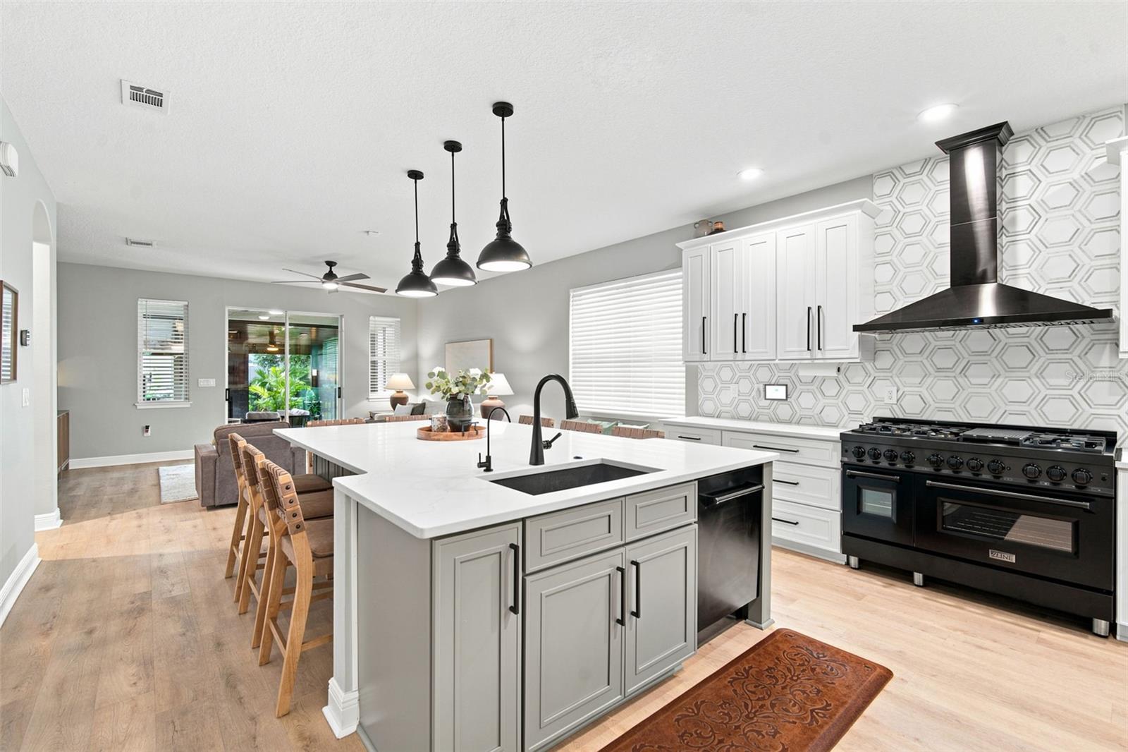 GRAND HAMPTON PH 5 - Residential