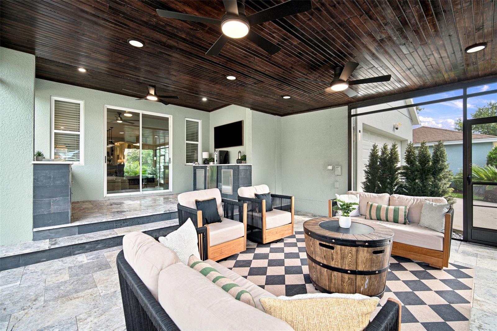 GRAND HAMPTON PH 5 - Residential