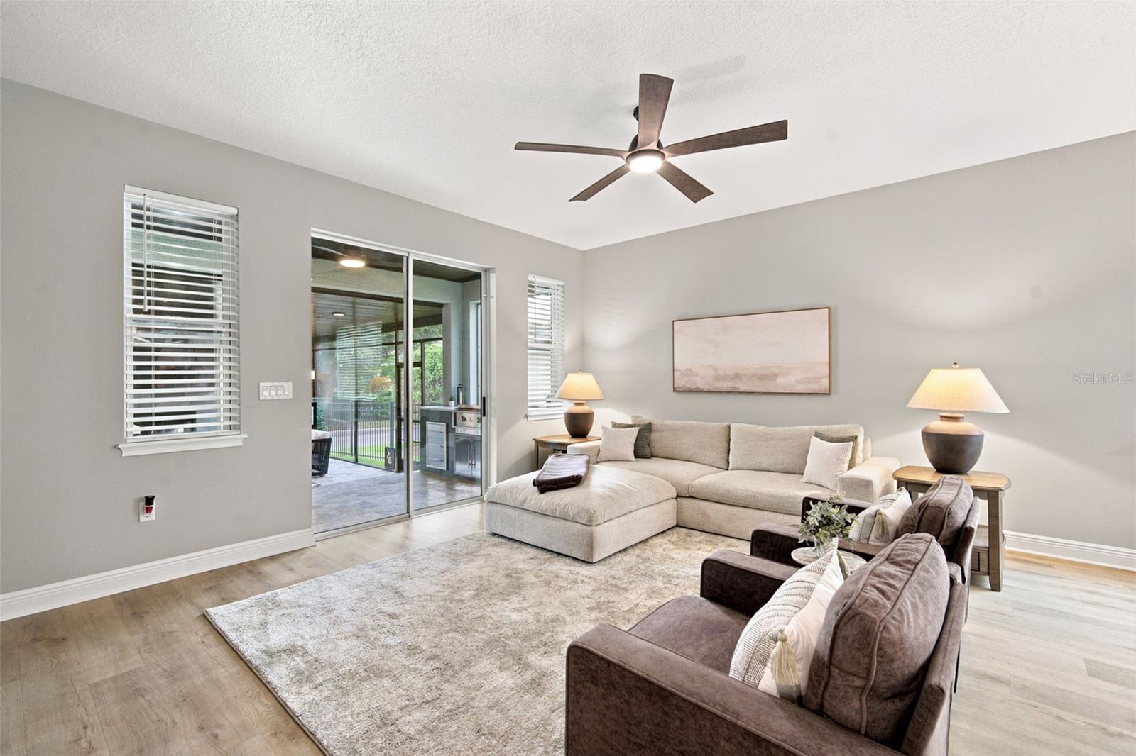 GRAND HAMPTON PH 5 - Residential