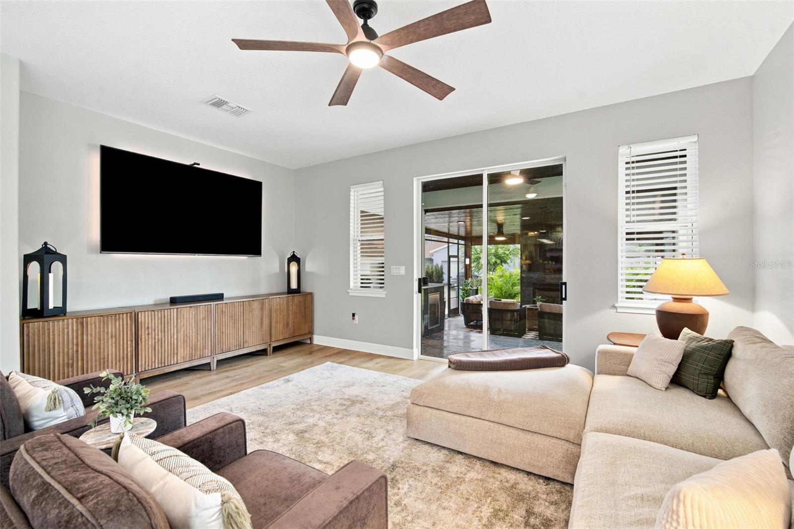 GRAND HAMPTON PH 5 - Residential