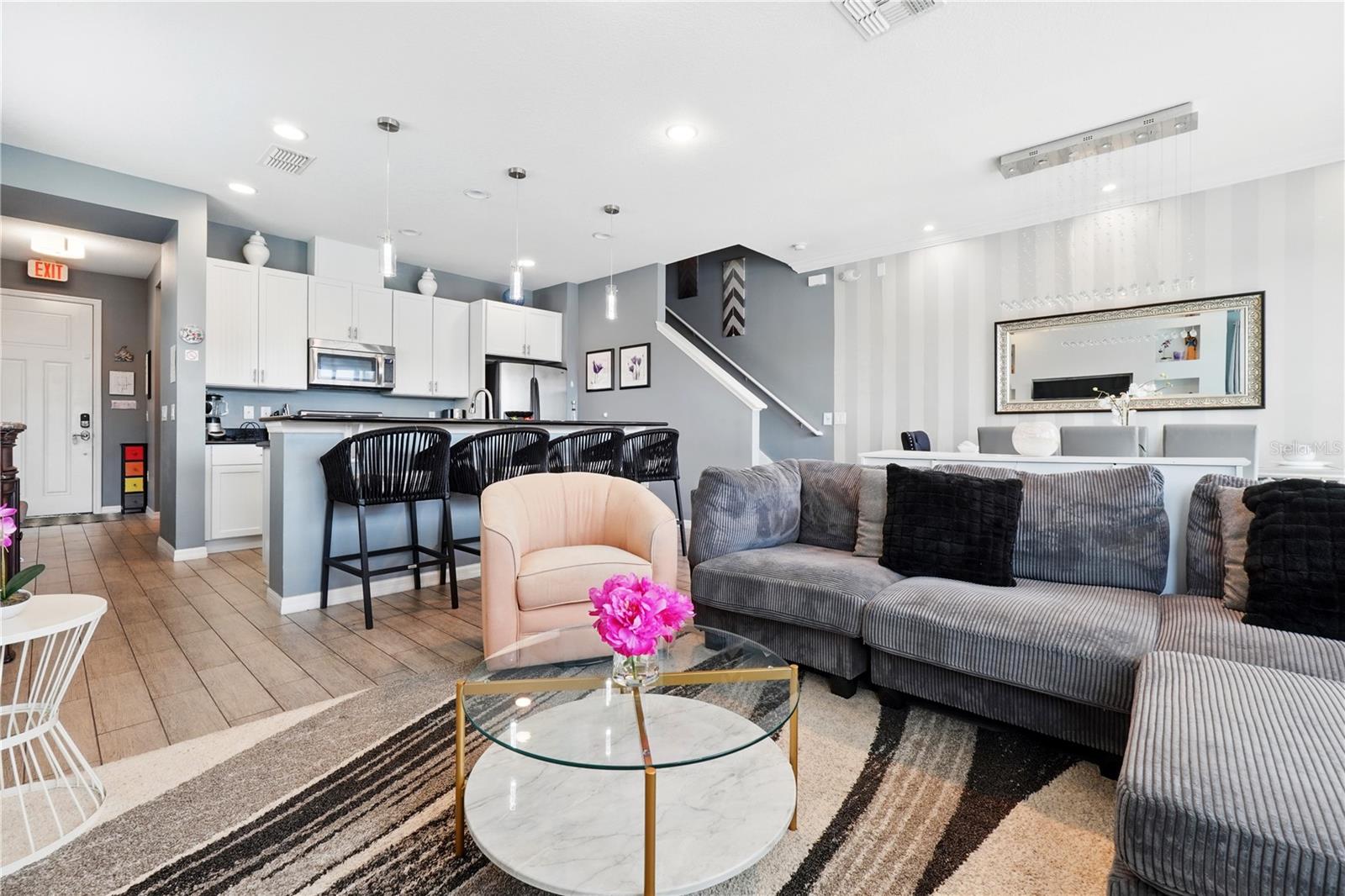 COMPASS BAY UNIT 3 - Residential