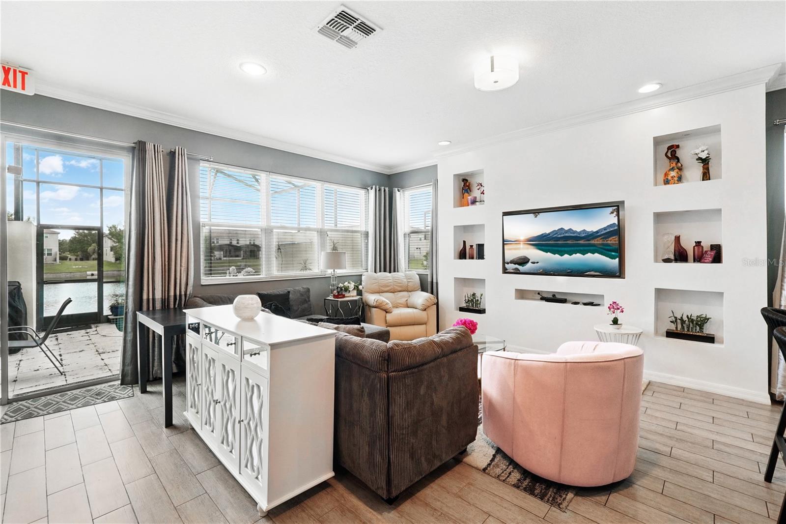 COMPASS BAY UNIT 3 - Residential