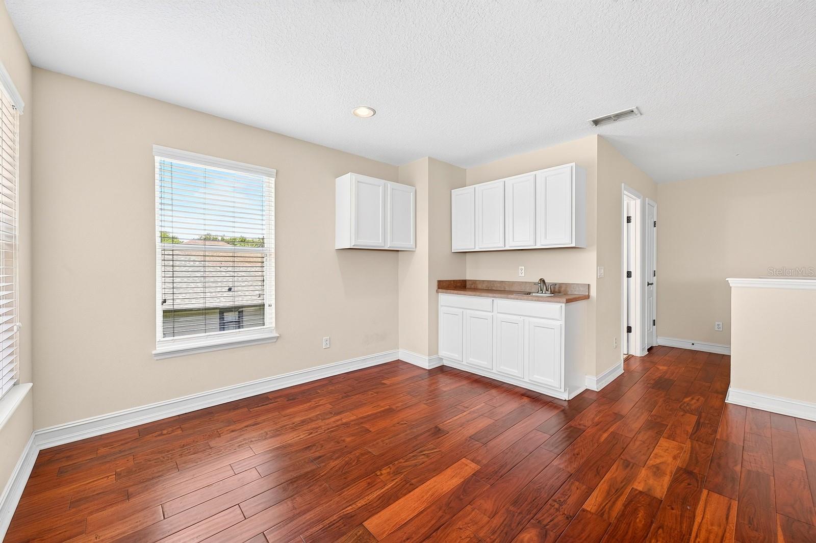 PARKSIDE AT ERROL ESTATES SUB - Residential
