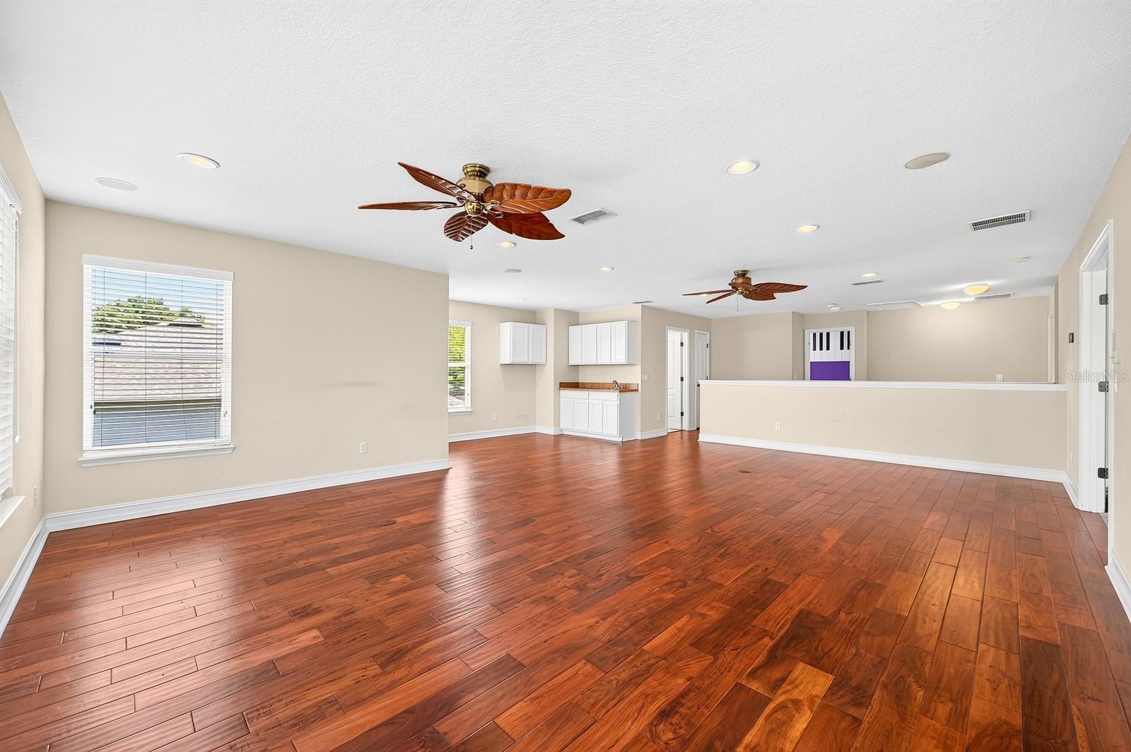 PARKSIDE AT ERROL ESTATES SUB - Residential