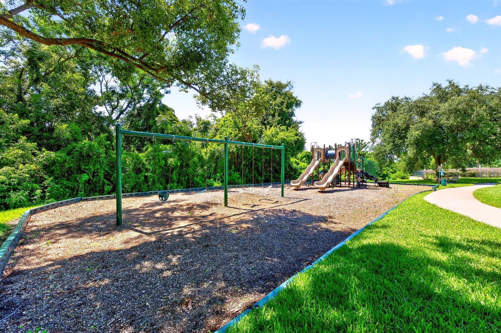 PARKSIDE AT ERROL ESTATES SUB - Residential