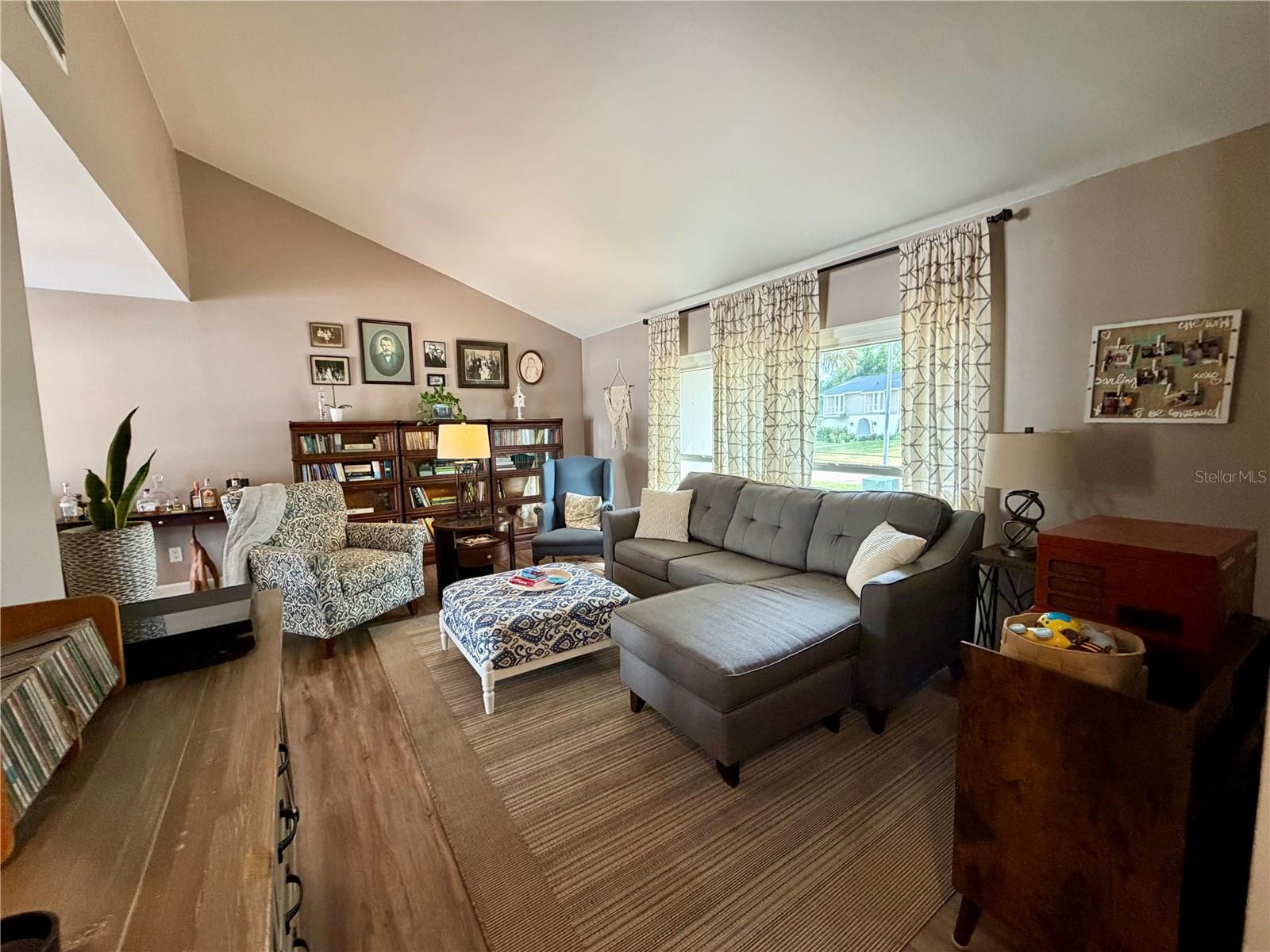 NORTHDALE SEC A UNIT 3 - Residential