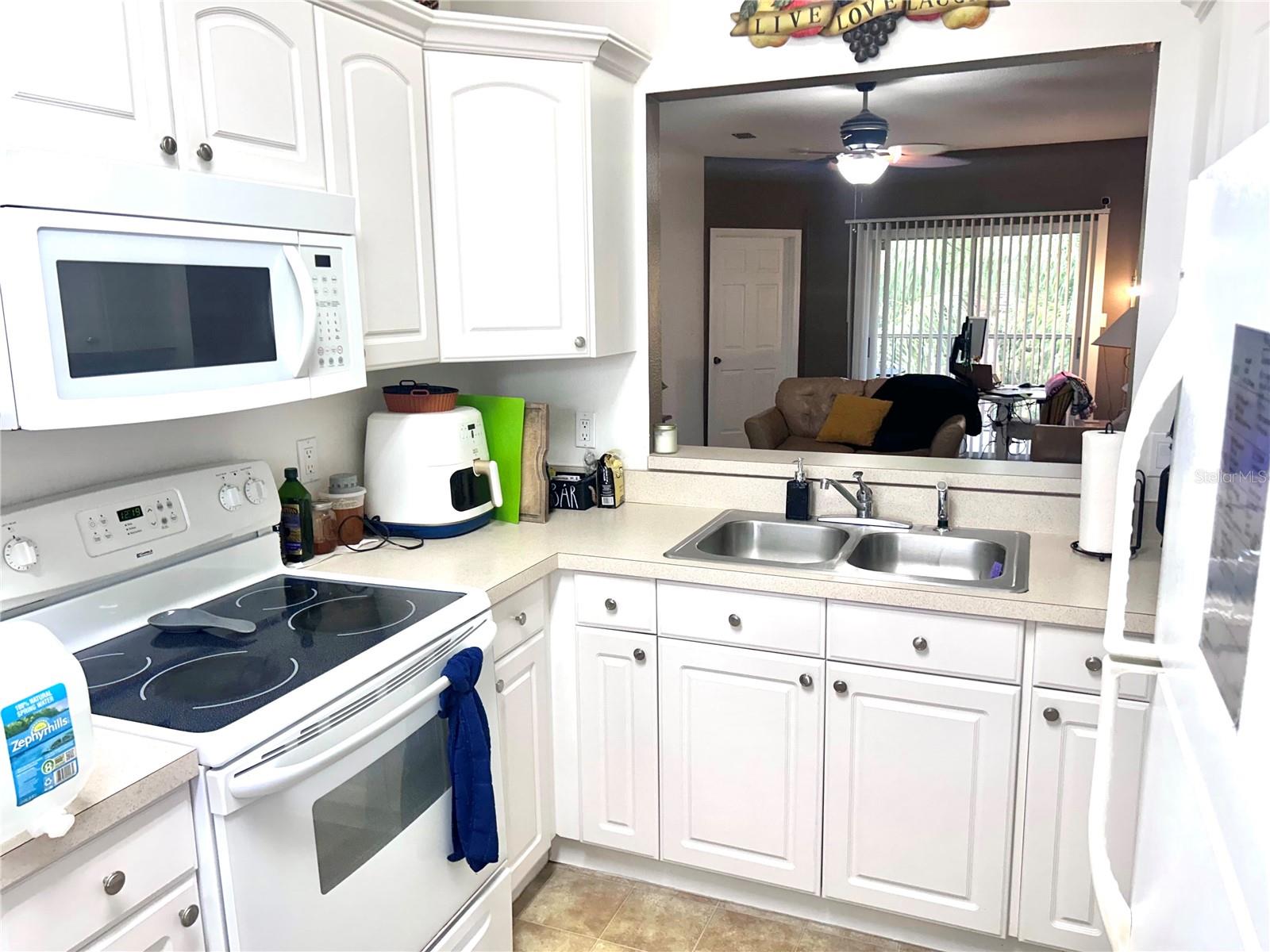 PALM VILLAS CONDO - Residential