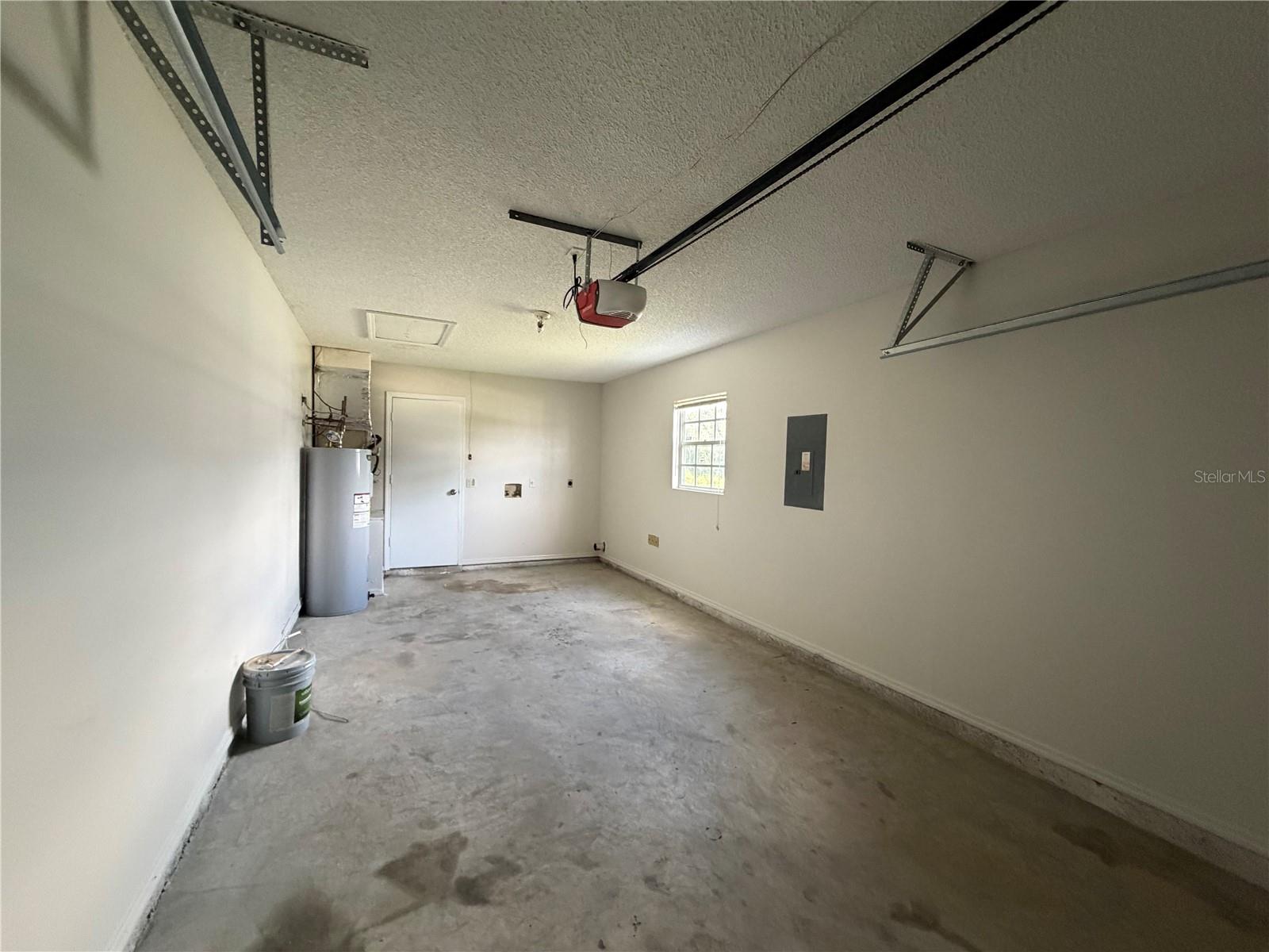 SILVER SPGS SHORES 12 - Residential Lease