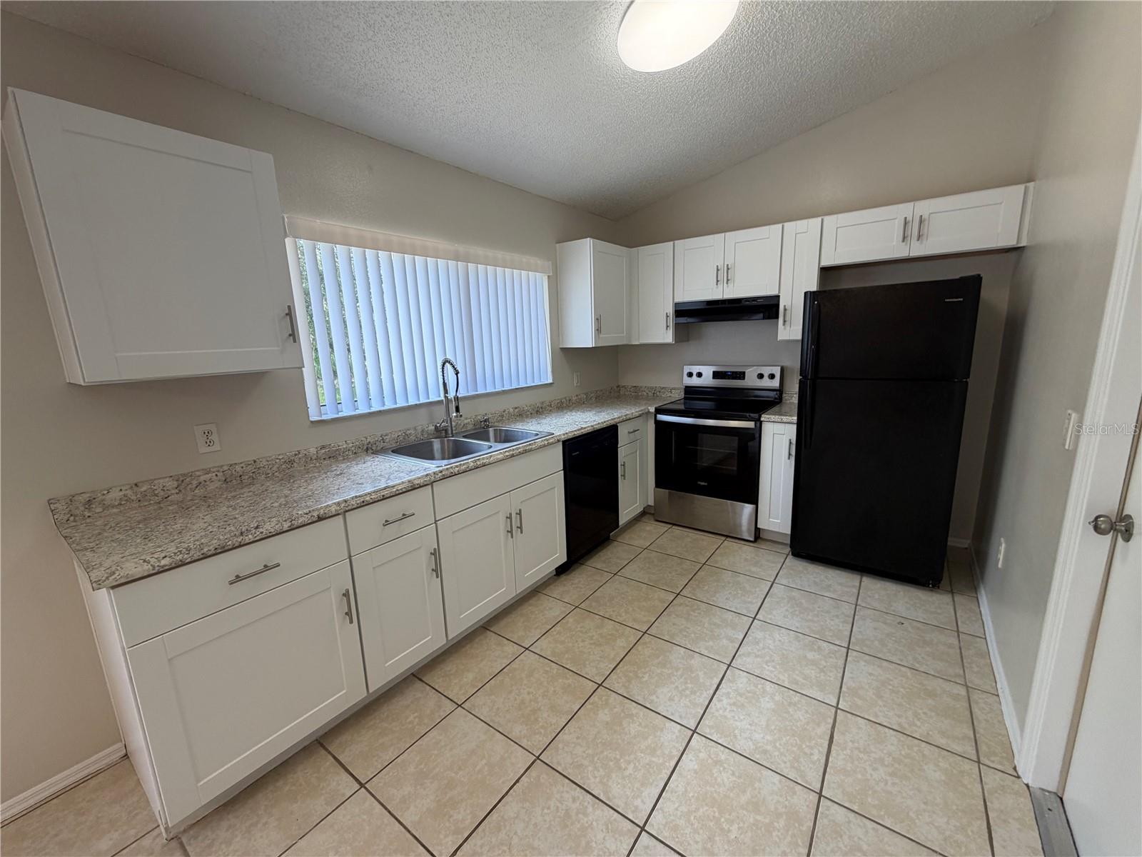 SILVER SPGS SHORES 12 - Residential Lease