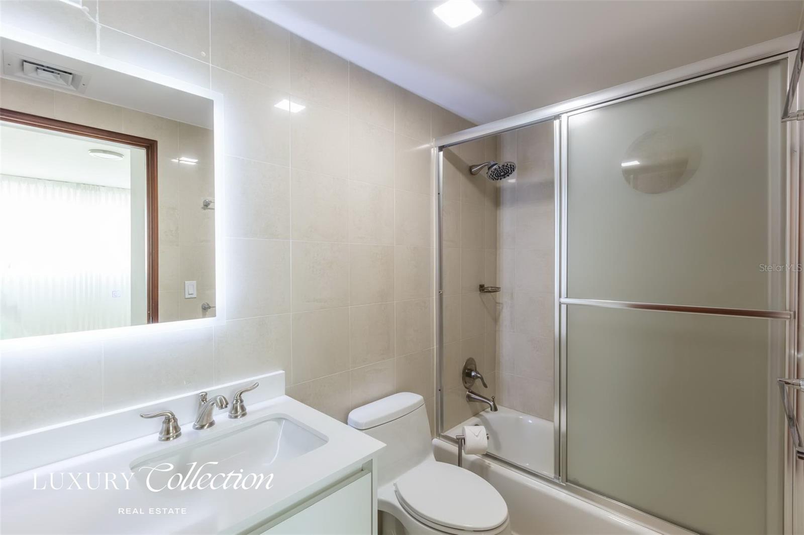 COND. ACQUAMARINA - Residential Lease