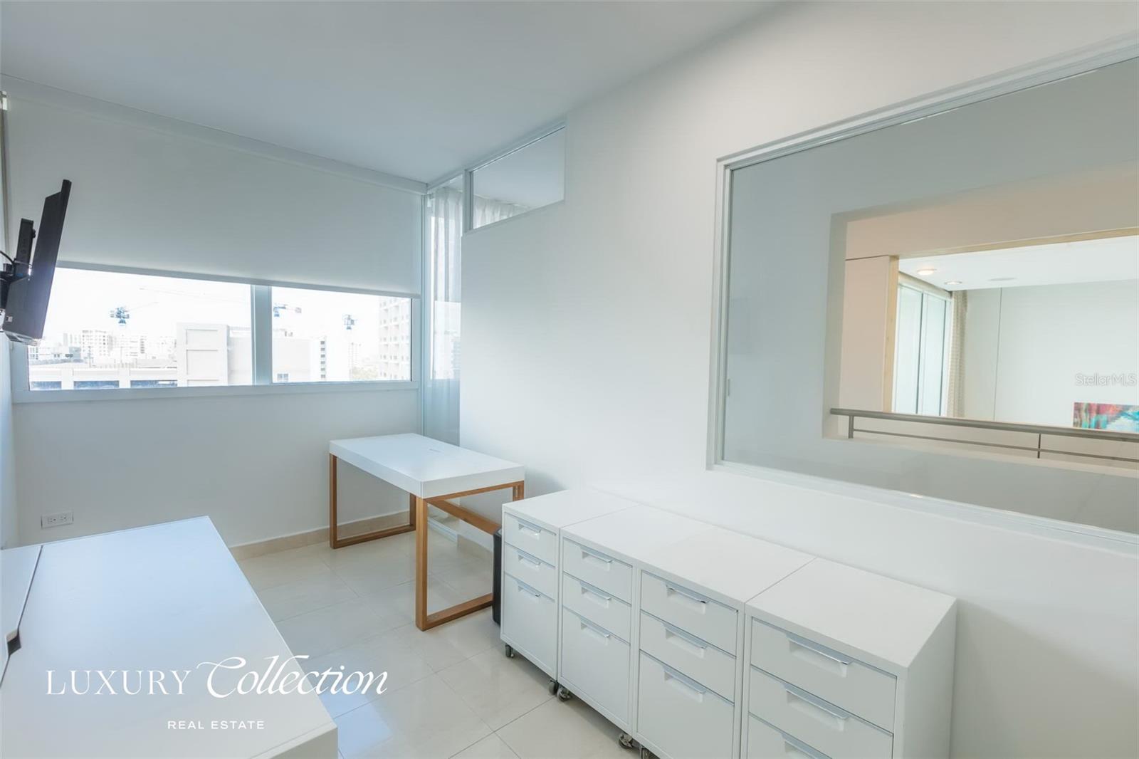 COND. ACQUAMARINA - Residential Lease