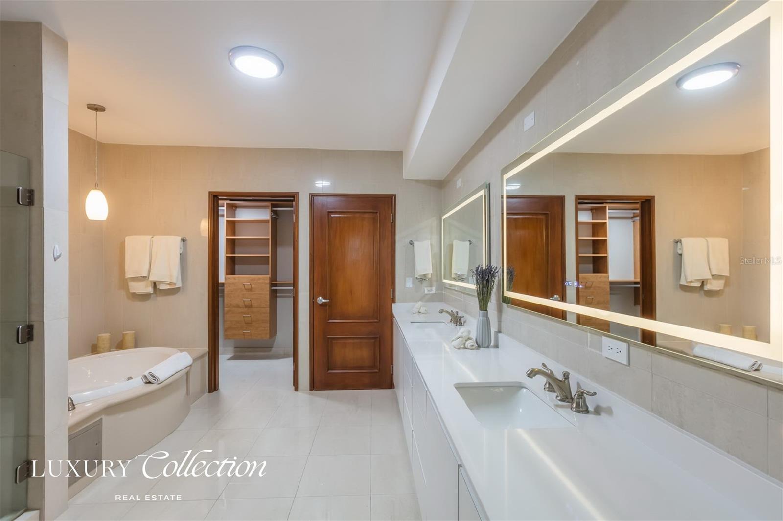 COND. ACQUAMARINA - Residential Lease