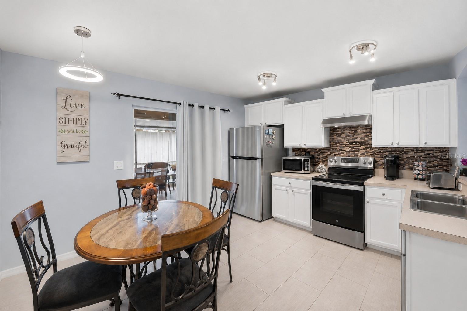 CONCORD STATION PH 04 UNITS A & B - Residential