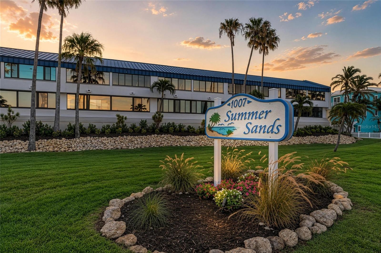 SUMMER SANDS - Residential