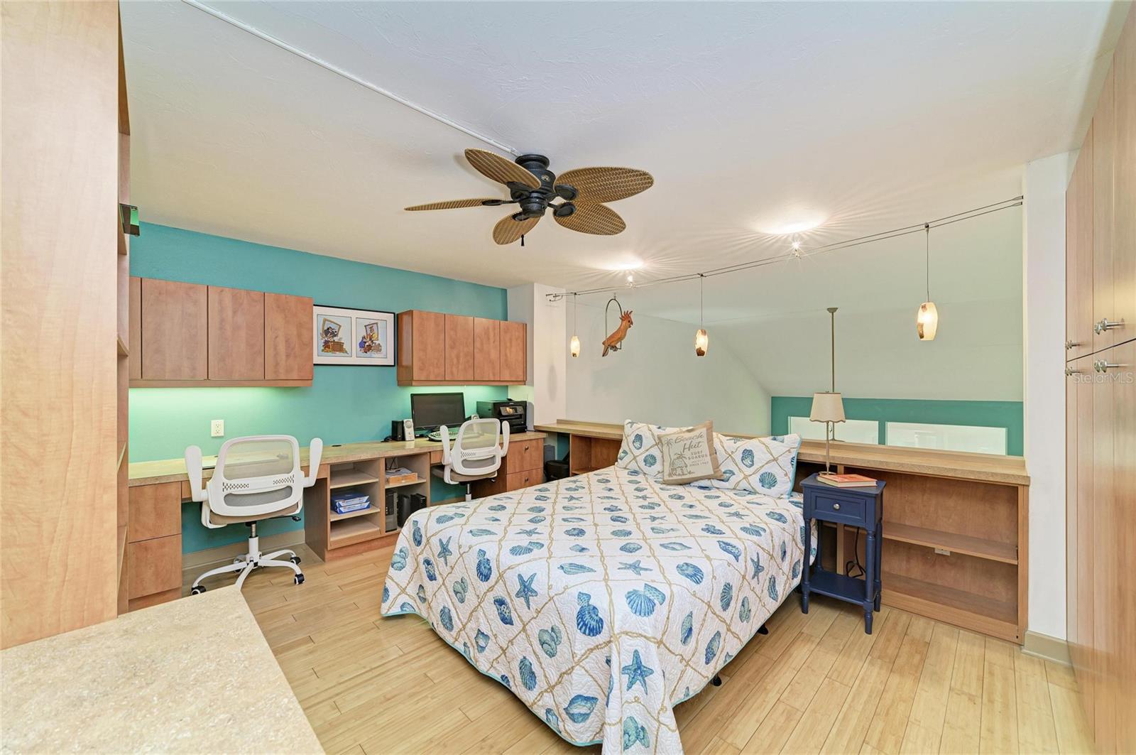 SUMMER SANDS - Residential