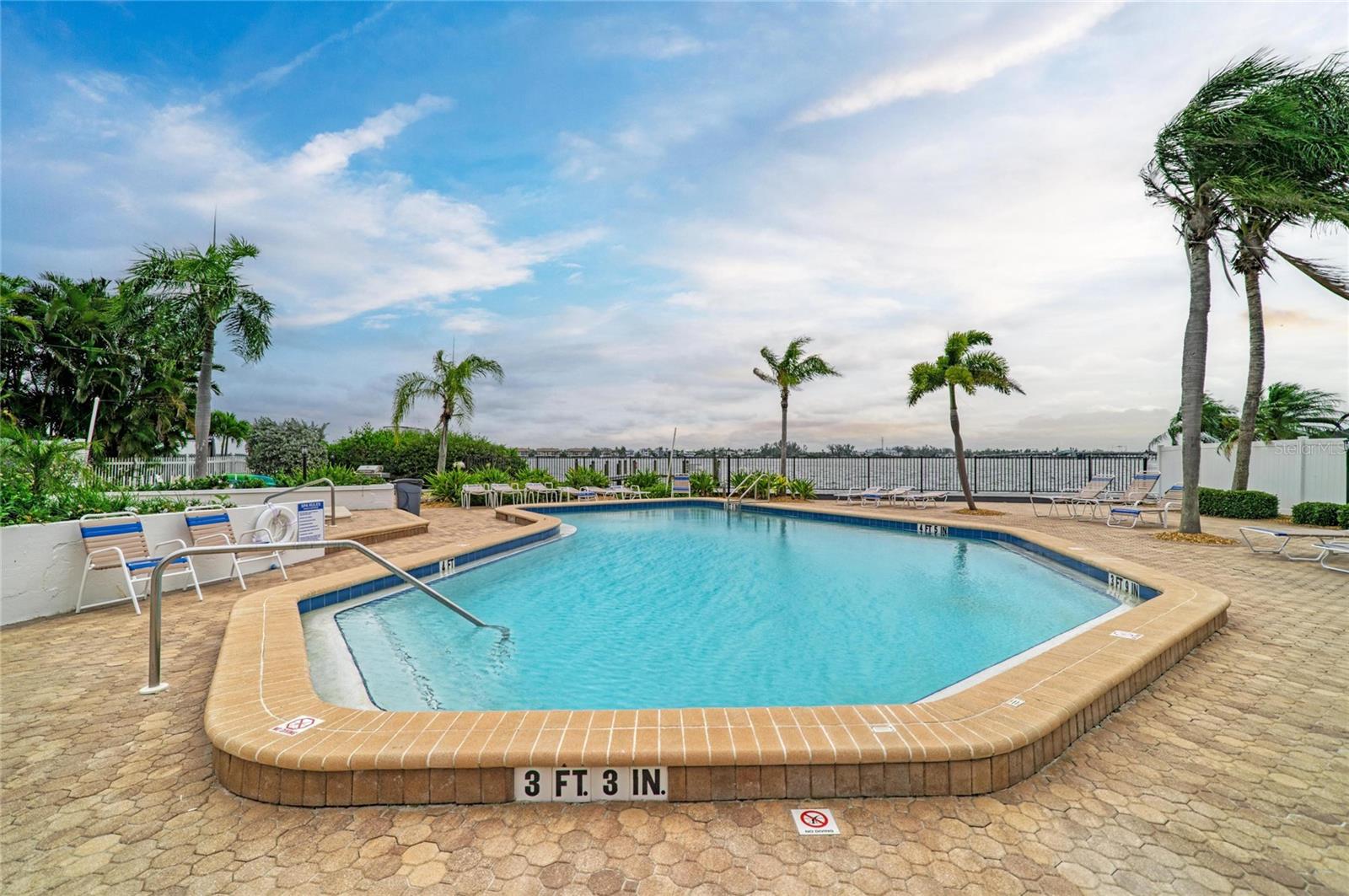 SUMMER SANDS - Residential