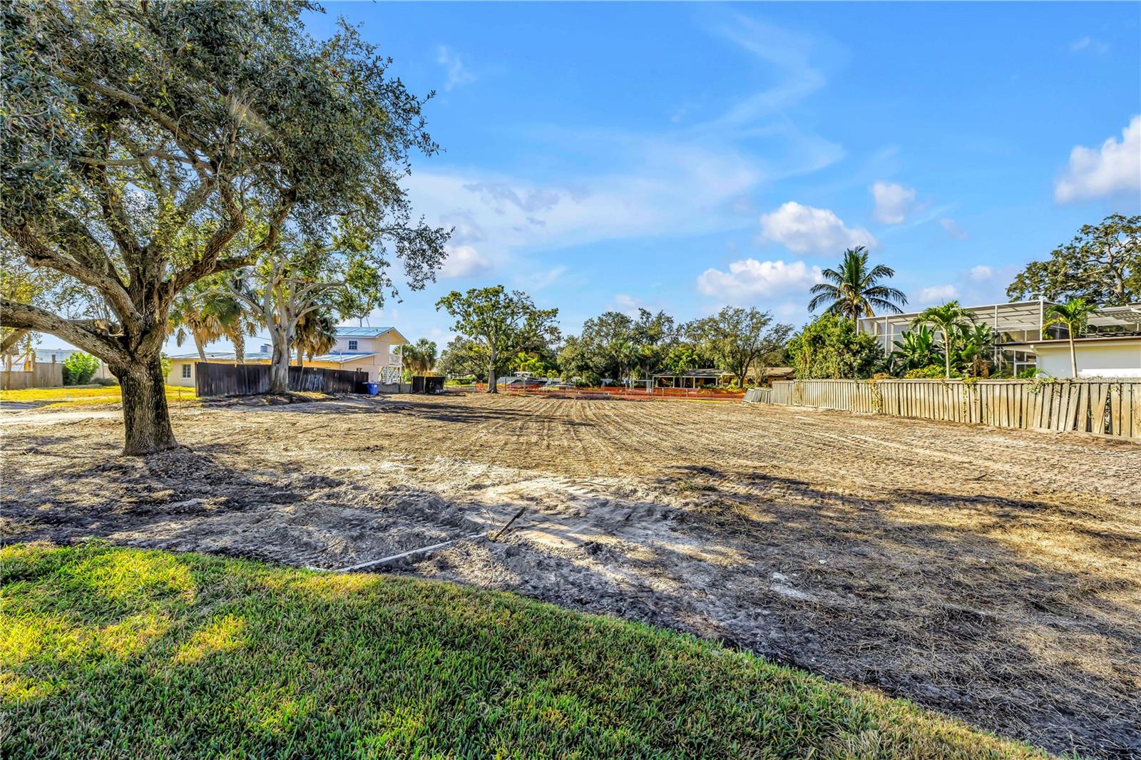 BAYOU BONITA PARK - Land